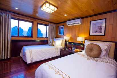 Aphrodite Cruises Halong Bay, Vietnam