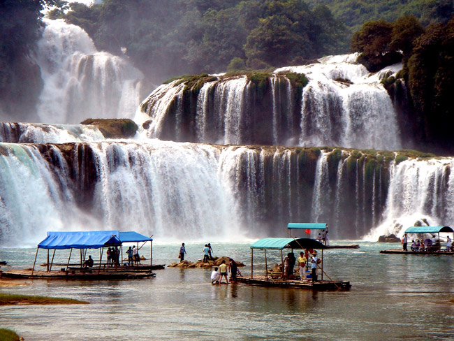 Ban Gioc waterfall in Cao Bang