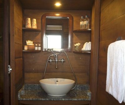 Bathroom on Bassac Boat