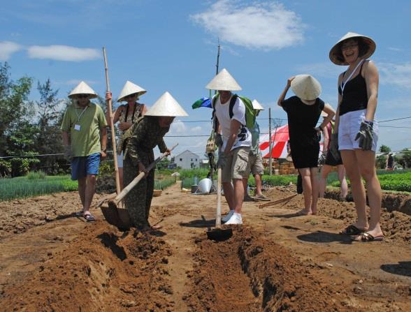Farming Tour to Tra Que Village, Hoian