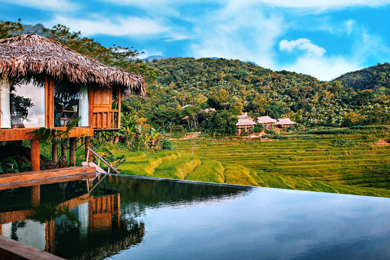 Swimming pool at Pu Luong natura