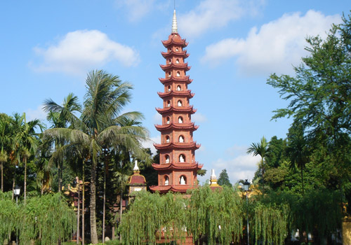 Tran Quoc pagoda - West Lake in Hanoi, Vietnam Tran Quoc pagoda in Hanoi, Vietnam