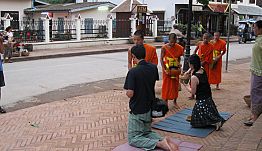 Laos Discovery